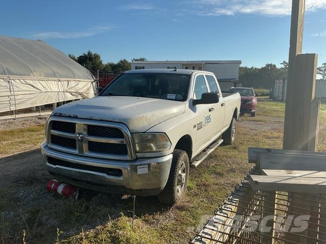 Dodge 2500 Flakbilar/Pickuper