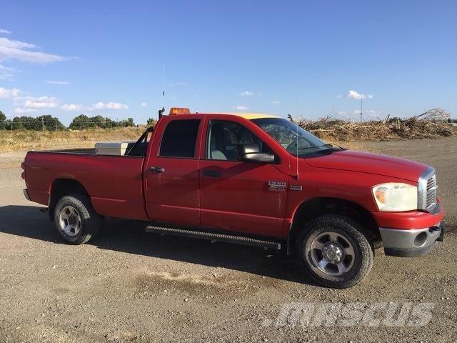 Dodge 2500 Flakbilar/Pickuper