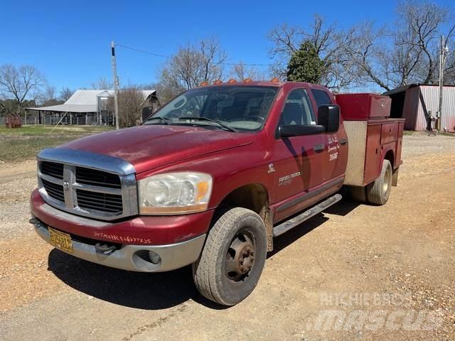 Dodge 3500 Flakbilar/Pickuper