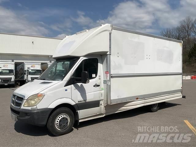 Dodge 3500 Skåpbilar