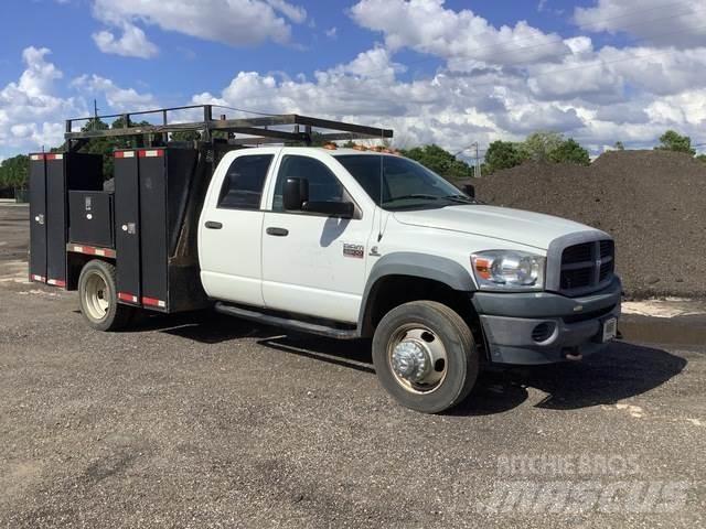 Dodge 5500 Flakbilar/Pickuper