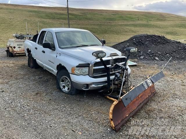 Dodge Ram 1500 Snöblad och plogar