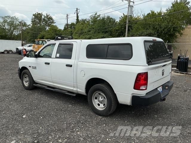 Dodge Ram 1500 Flakbilar/Pickuper