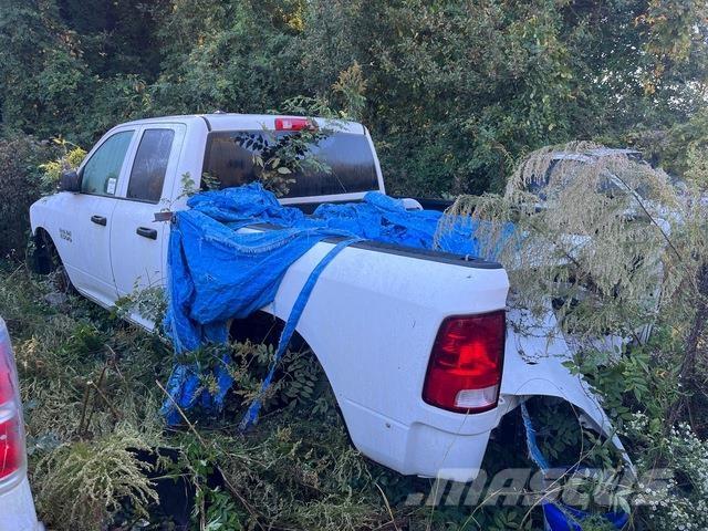 Dodge Ram 1500 Flakbilar/Pickuper