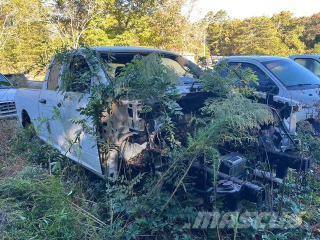 Dodge Ram 1500 Flakbilar/Pickuper