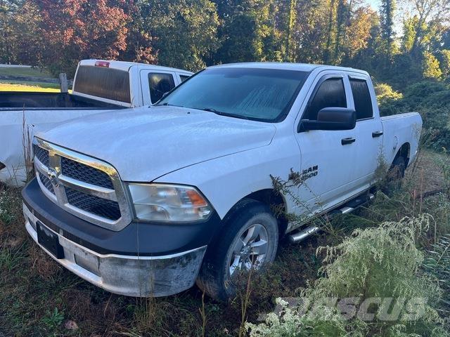 Dodge Ram 1500 Flakbilar/Pickuper
