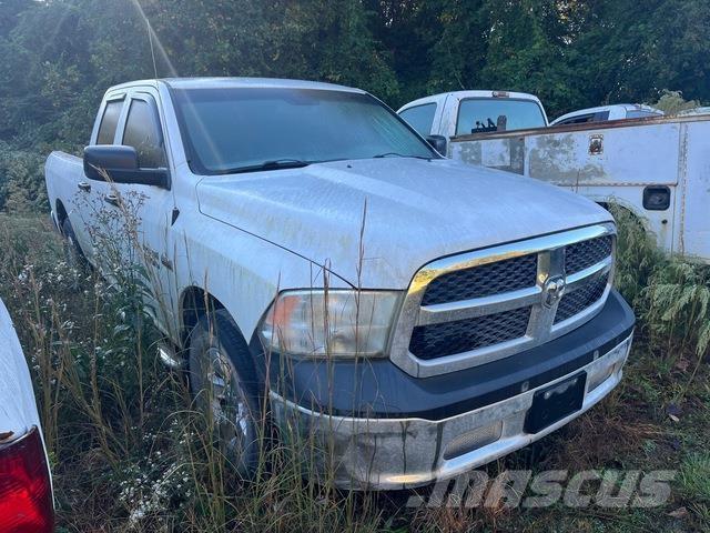 Dodge Ram 1500 Flakbilar/Pickuper