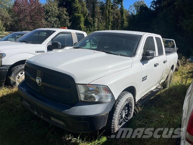 Dodge Ram 1500 Flakbilar/Pickuper