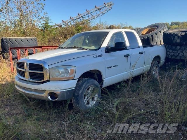 Dodge Ram 1500 Flakbilar/Pickuper