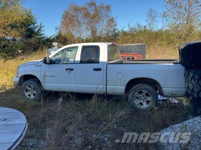 Dodge Ram 1500 Flakbilar/Pickuper
