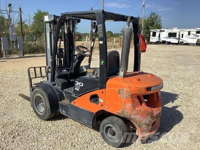 Doosan D30S-7 Övriga motviktstruckar
