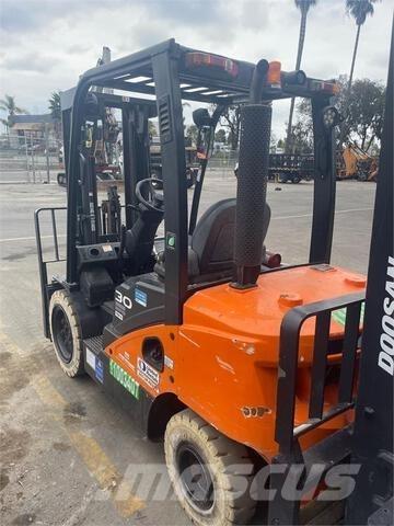Doosan D30S7 Övriga motviktstruckar