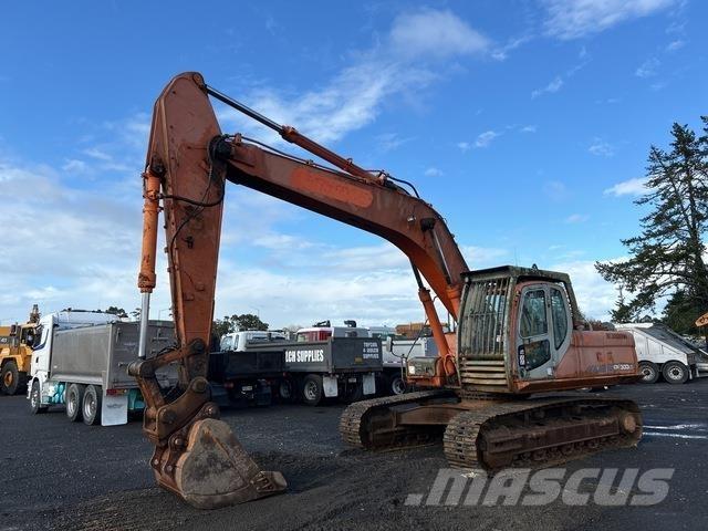 Doosan DX300LC Bandgrävare