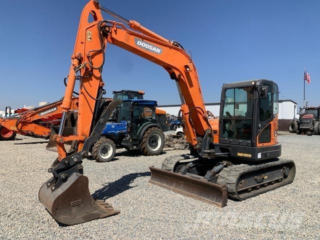 Doosan DX85R-3 Bandgrävare