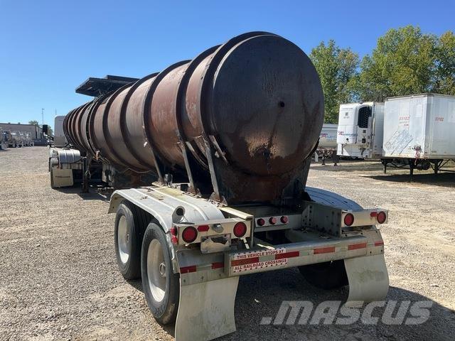 Etnyre  Material transportfordon