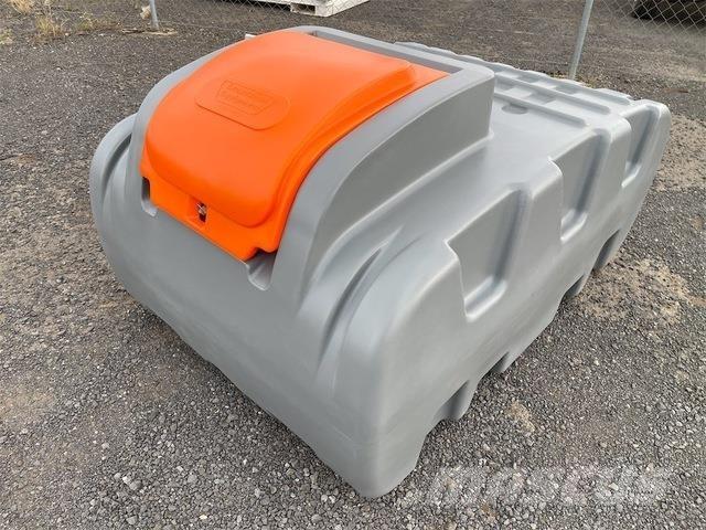  EXEQ DD1000 Bränsle och tillsatstankar