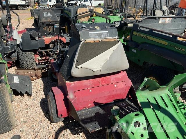 Exmark  Luftare och vertikalskärare