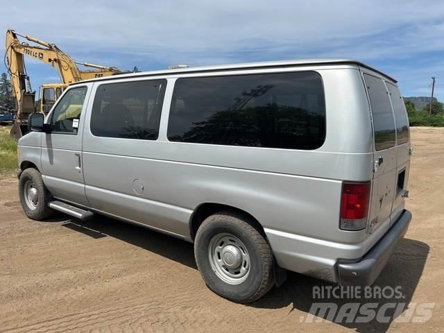 Ford E-150 Personbilar