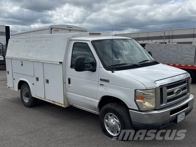 Ford E-350 Flakbilar/Pickuper