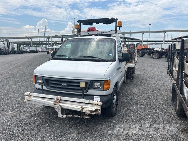 Ford E-350 Plogbilar