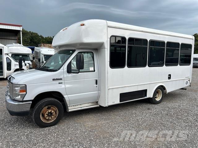 Ford E-350 Minibussar
