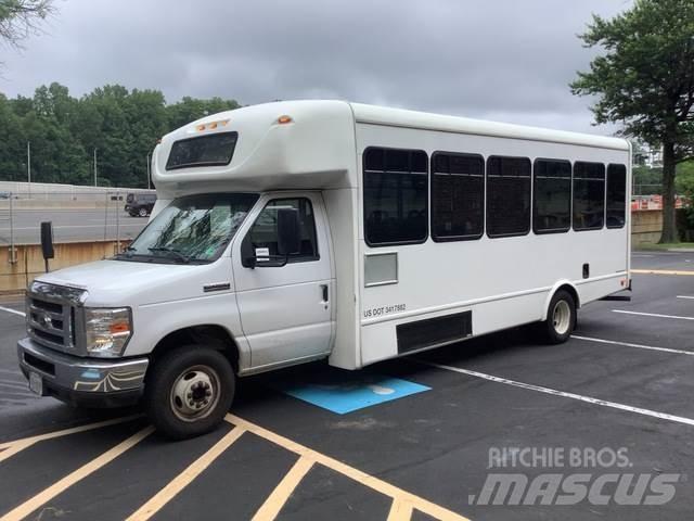 Ford E-450 Minibussar