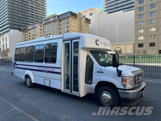 Ford E-450 Minibussar