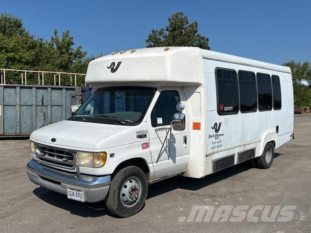 Ford E-450 Minibussar