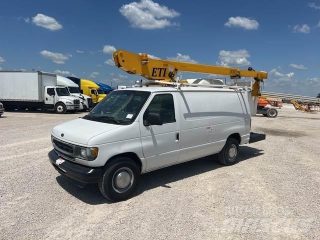 Ford E350 Skåpbilar