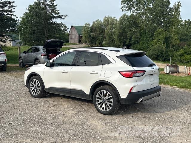 Ford Escape Personbilar