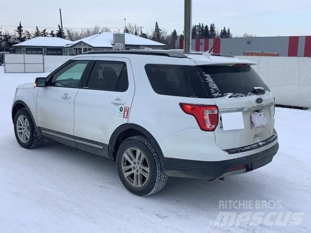 Ford Explorer Personbilar