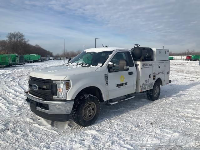 Ford F-250 Plogbilar