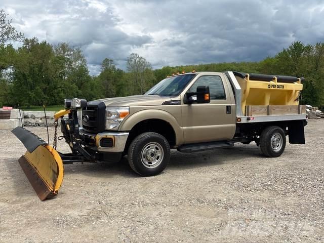 Ford F-250 Snöblad och plogar