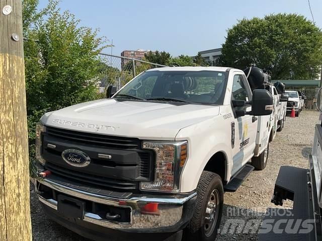 Ford F-250 Plogbilar