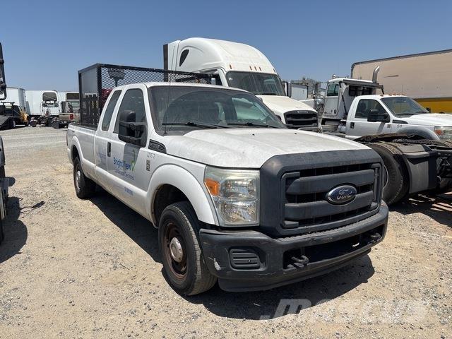 Ford F-250 Flakbilar/Pickuper