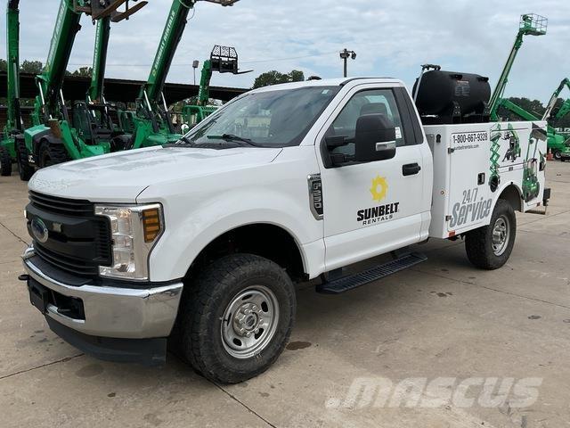 Ford F-250 Plogbilar