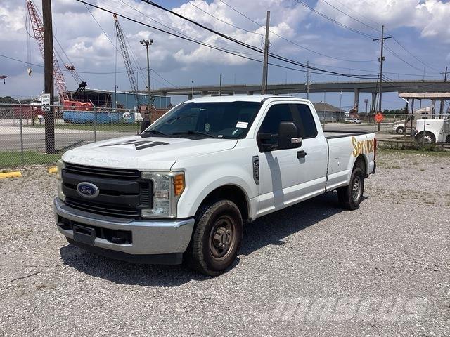 Ford F-250 Flakbilar/Pickuper