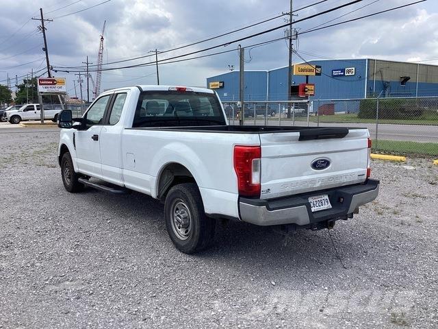 Ford F-250 Flakbilar/Pickuper