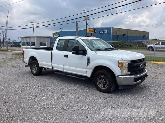 Ford F-250 Flakbilar/Pickuper