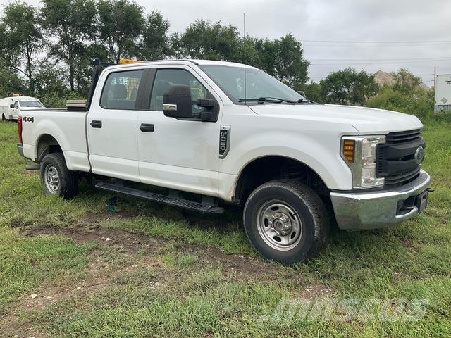 Ford F-250 Flakbilar/Pickuper