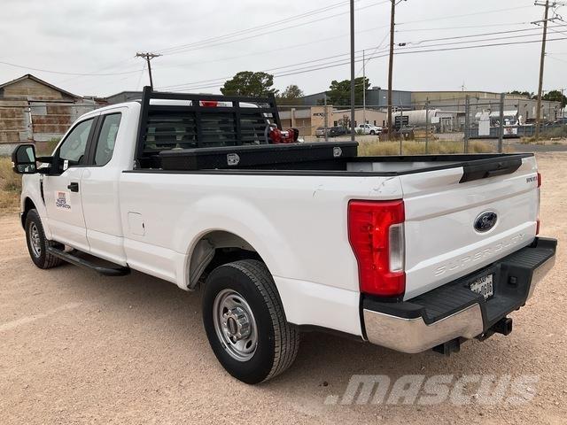 Ford F-250 Flakbilar/Pickuper