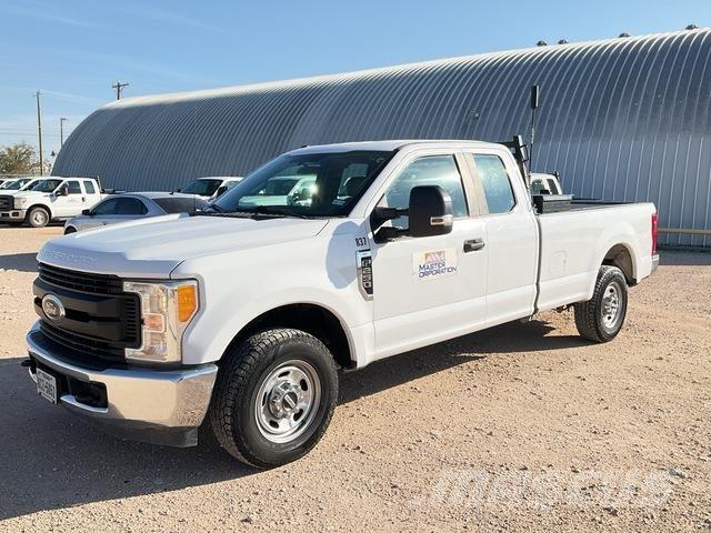 Ford F-250 Flakbilar/Pickuper