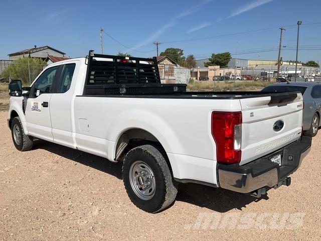 Ford F-250 Flakbilar/Pickuper