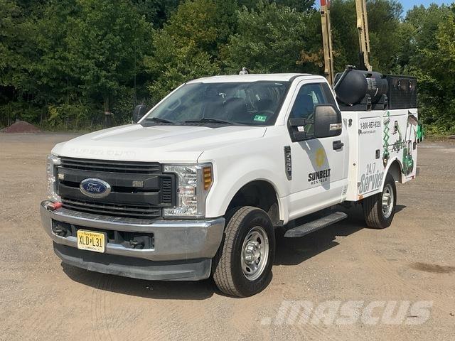 Ford F-250 Plogbilar