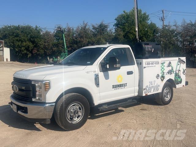 Ford F-250 Plogbilar