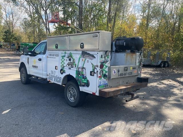 Ford F-250 Plogbilar