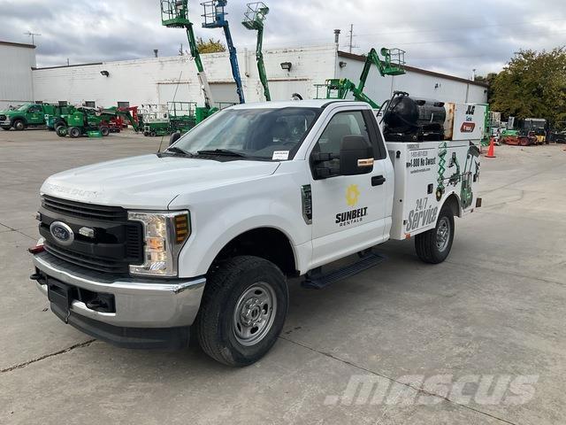 Ford F-250 Plogbilar