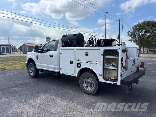 Ford F-250 Plogbilar