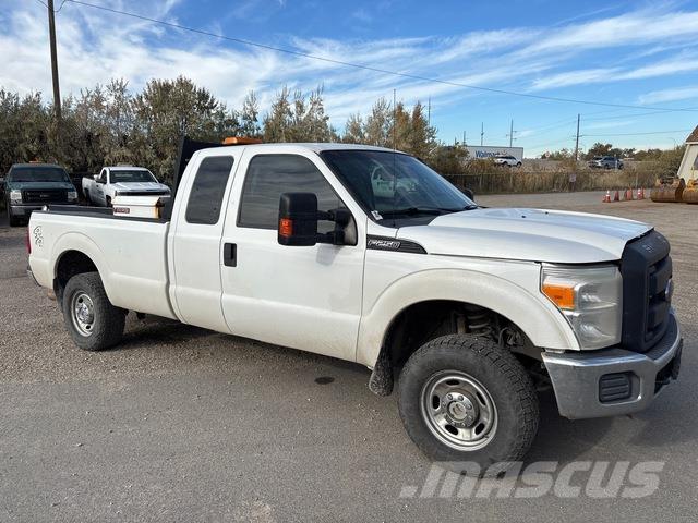 Ford F-250 Flakbilar/Pickuper