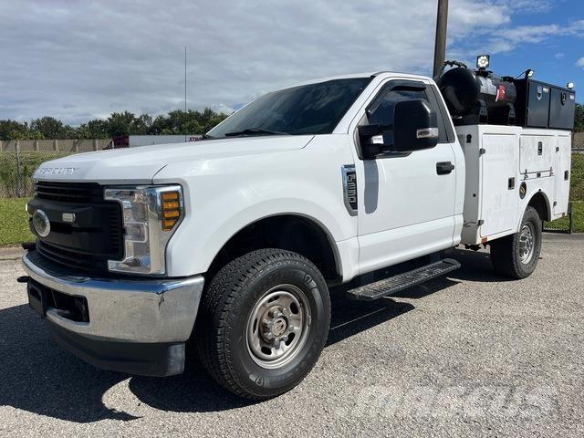 Ford F-250 Plogbilar